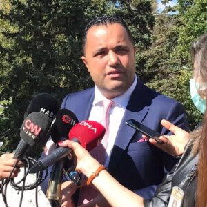 avukat rezan epozdemir gozaltina alindi w4SmLUIJ