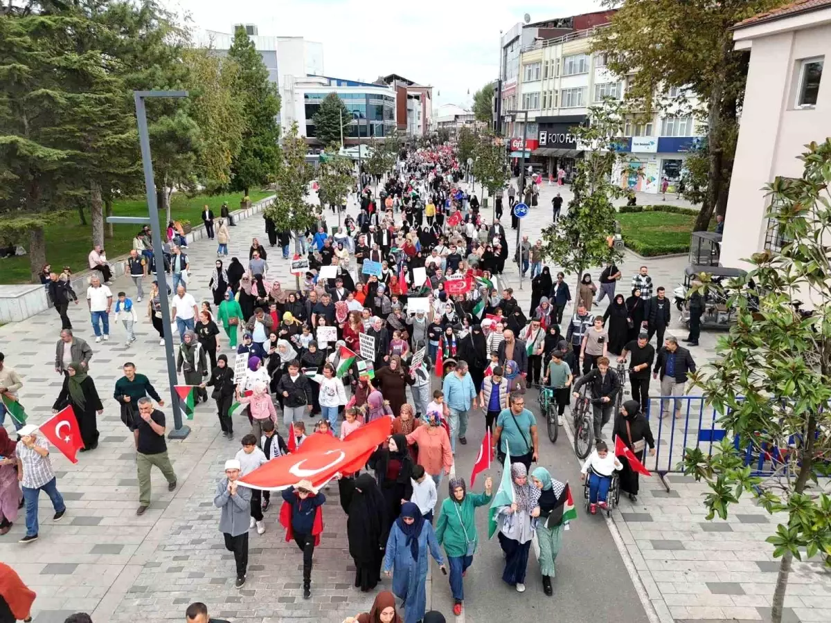 duzcede filistine destek mitingi CGAAlXc8