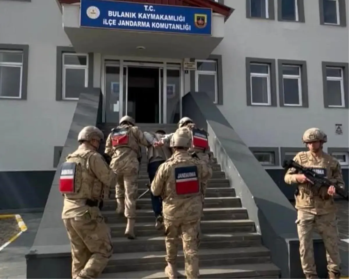 musta firari hukumlu yakalandi 44zYW4va.jpg