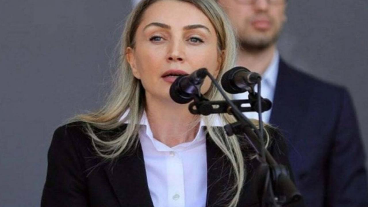 dilek imamoglunun diplomatik pasaportu iptal edildi b62GqbHN.jpg