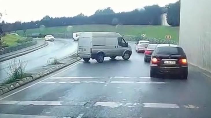 sultangazideki minibus kazasi kameralara yansidi wzd7p6T7.jpg