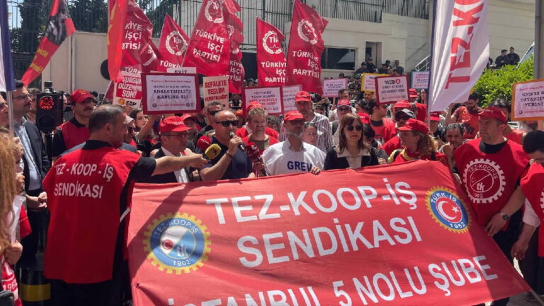 ozel-italyan-lisesi-ogretmenlerinin-grevi-100-gununde-baskonsolosluk-onunden-seslendiler-OeVIjgrm
