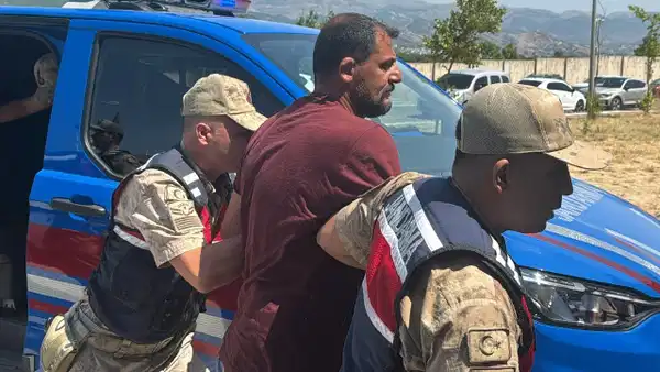 Gulistan doku sorusturmasinda gozaltina alinan 15 supheliden 2si adliyeye sevk edildi eqSnl2Bx