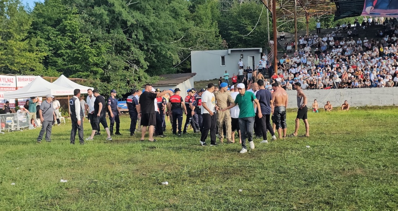 Yagli gureste kavga cikti jandarma mudahale etti UUtBs6gr